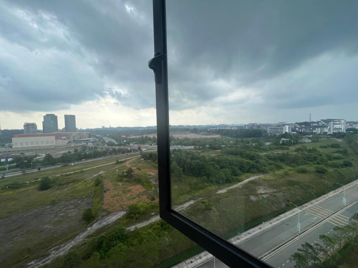 Mucihome Clio 3R2B, Putrajaya Condo Near To Ioi City Mall, Alamanda, Hospital Serdang, Wetland Studio Kru Dll- Non Smoking Home For Malaysian Only Exterior foto