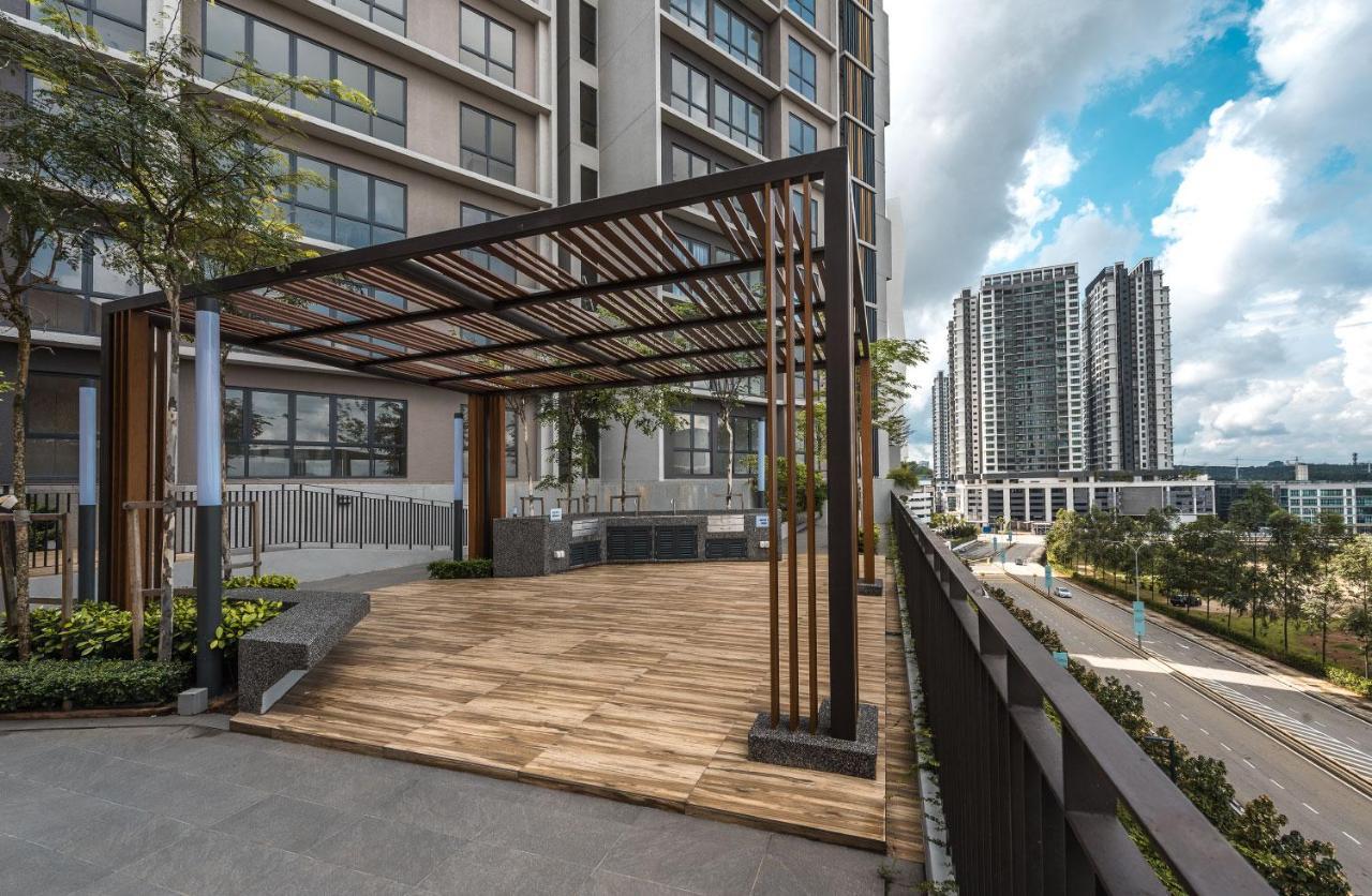 Mucihome Clio 3R2B, Putrajaya Condo Near To Ioi City Mall, Alamanda, Hospital Serdang, Wetland Studio Kru Dll- Non Smoking Home For Malaysian Only Exterior foto
