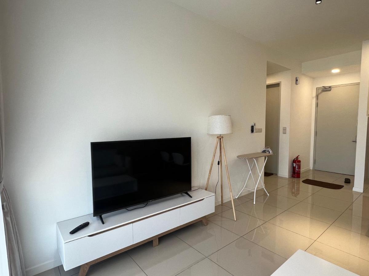 Mucihome Clio 3R2B, Putrajaya Condo Near To Ioi City Mall, Alamanda, Hospital Serdang, Wetland Studio Kru Dll- Non Smoking Home For Malaysian Only Exterior foto